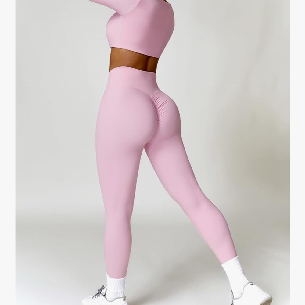 Size small pink work out set.